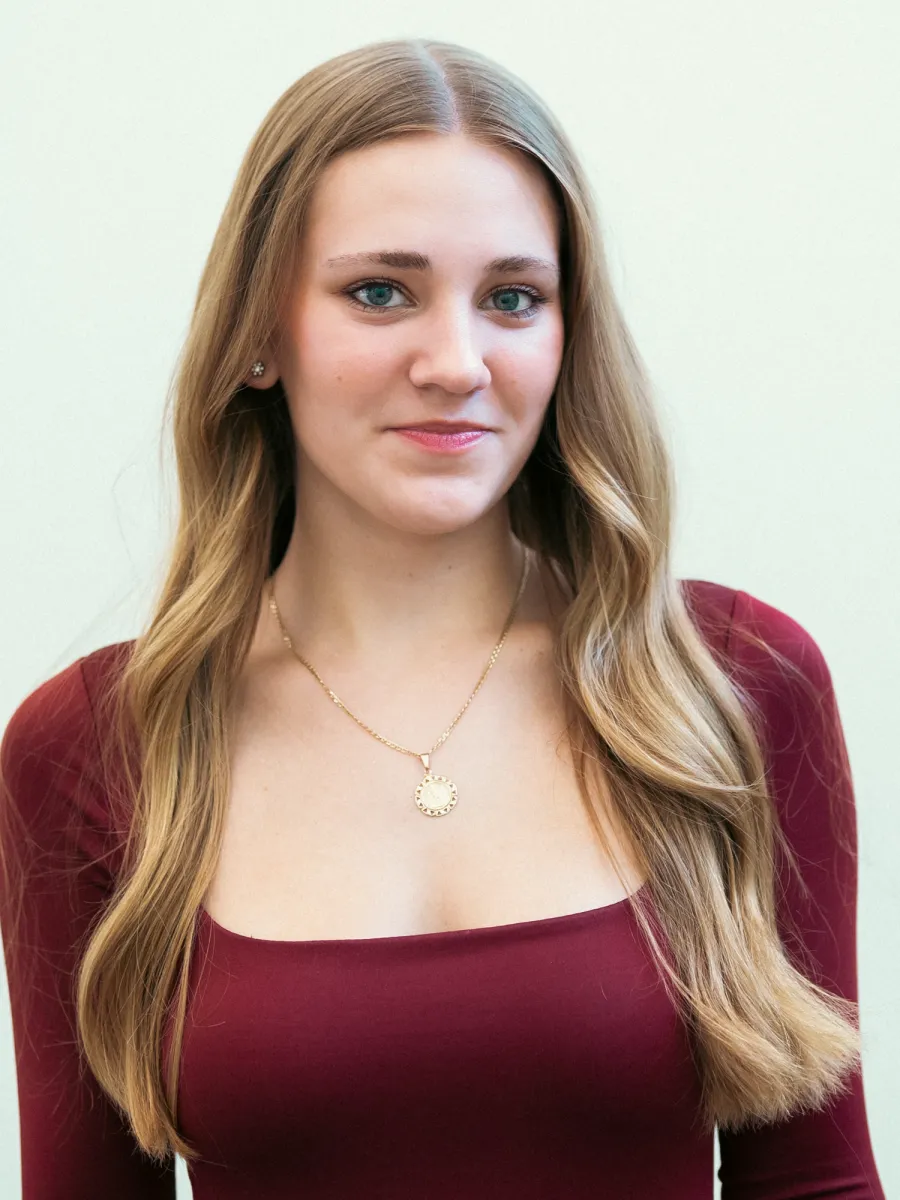 Headshot of Quad Representative, Elizabeth Planica 