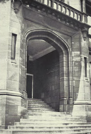 Kaye Hall arch doorway