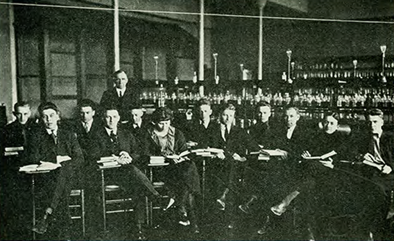 Peter White Hall of Science students
