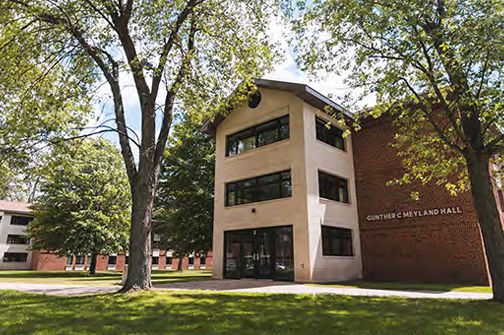 Russell Thomas Fine Arts exterior