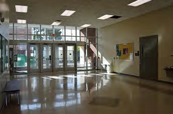Russell Thomas Fine Arts interior