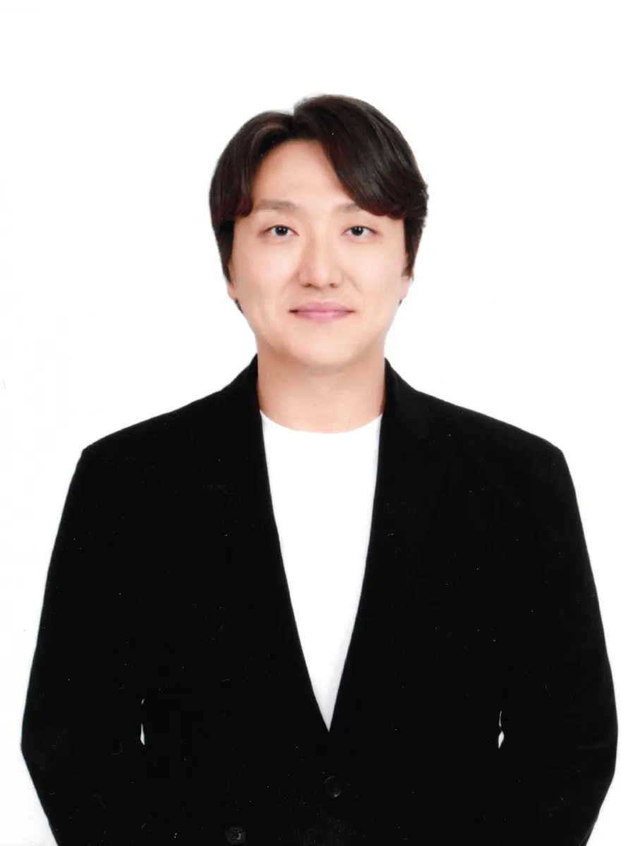 Portrait of Dr. Heejung Park