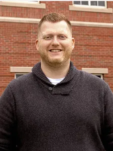 Dr. Evan Pratt image.