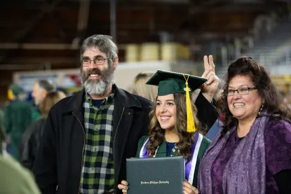 Student Graduate with parents
