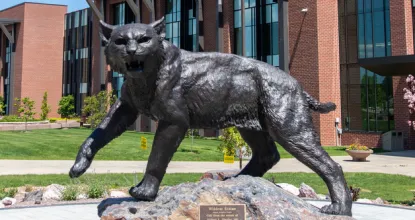 Wildcat Statue in front of Jamrich Hall