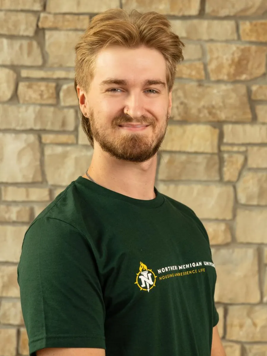 Head Shot Of Zackary Weber
