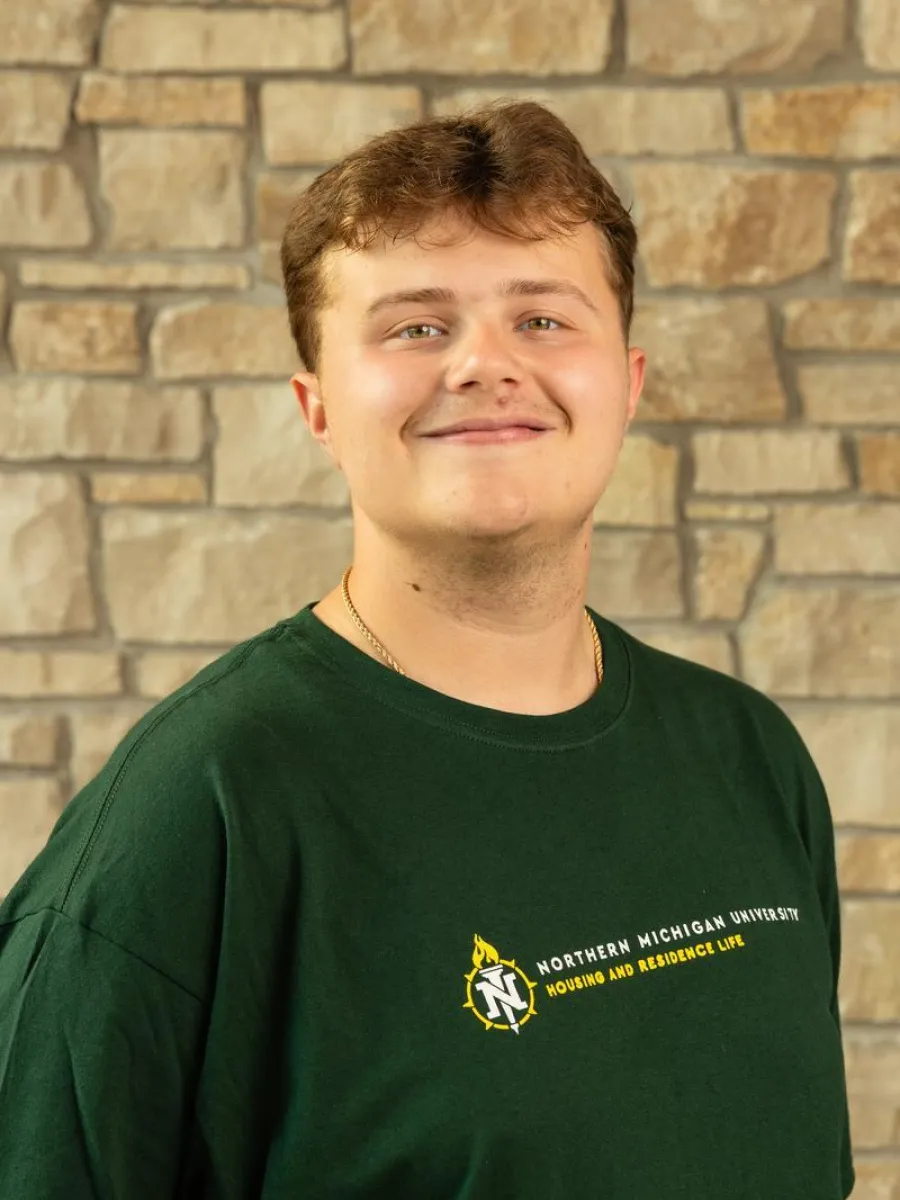 Head Shot Of Carter Dewitt