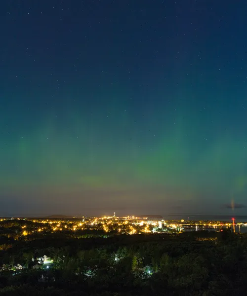 Northern lIghts over Dome