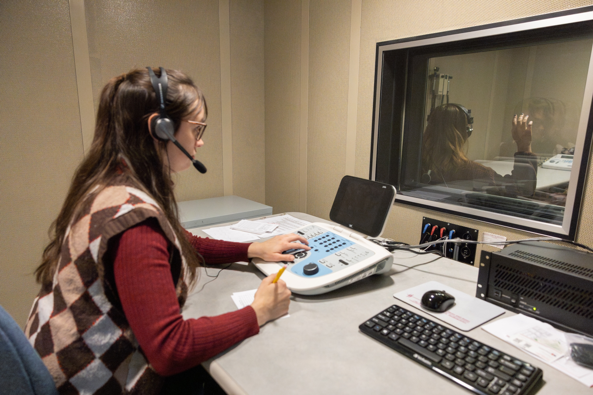 Speech, Language, Hearing science student in the observation room