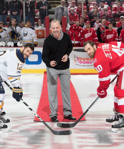 Dallas dropping puck at red wings game