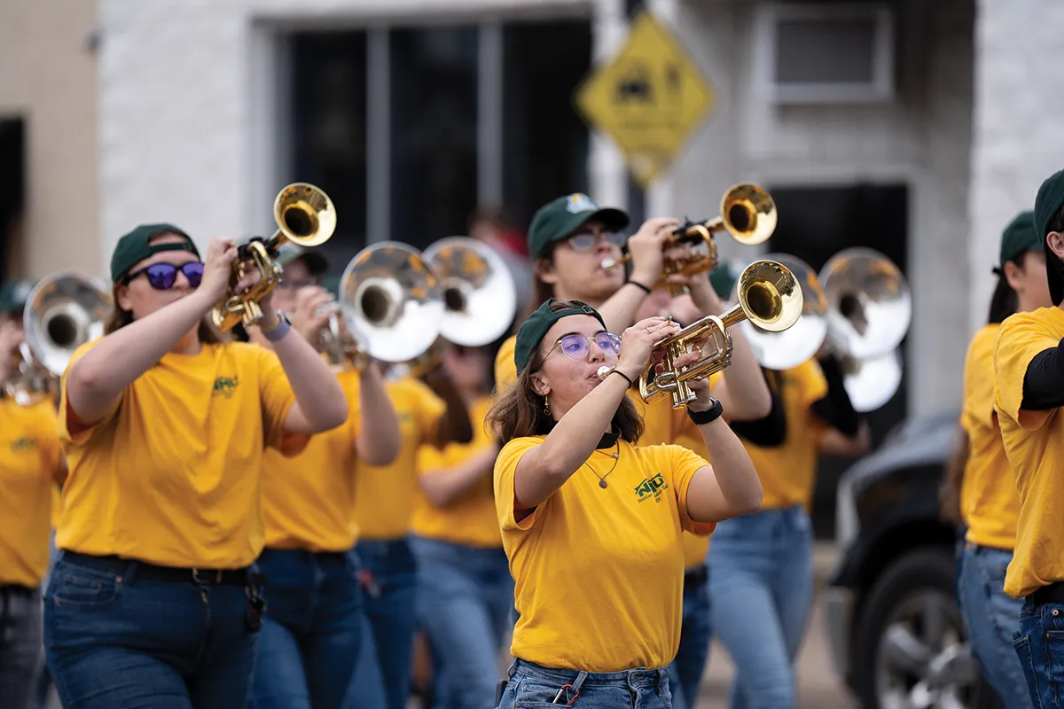 Horn players in parade
