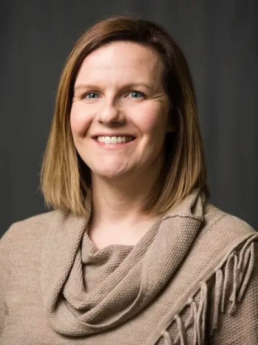 Katie Menard headshot