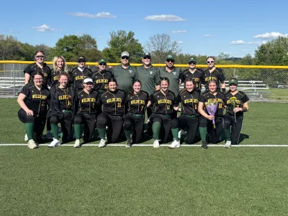 Team photo in black jerseys