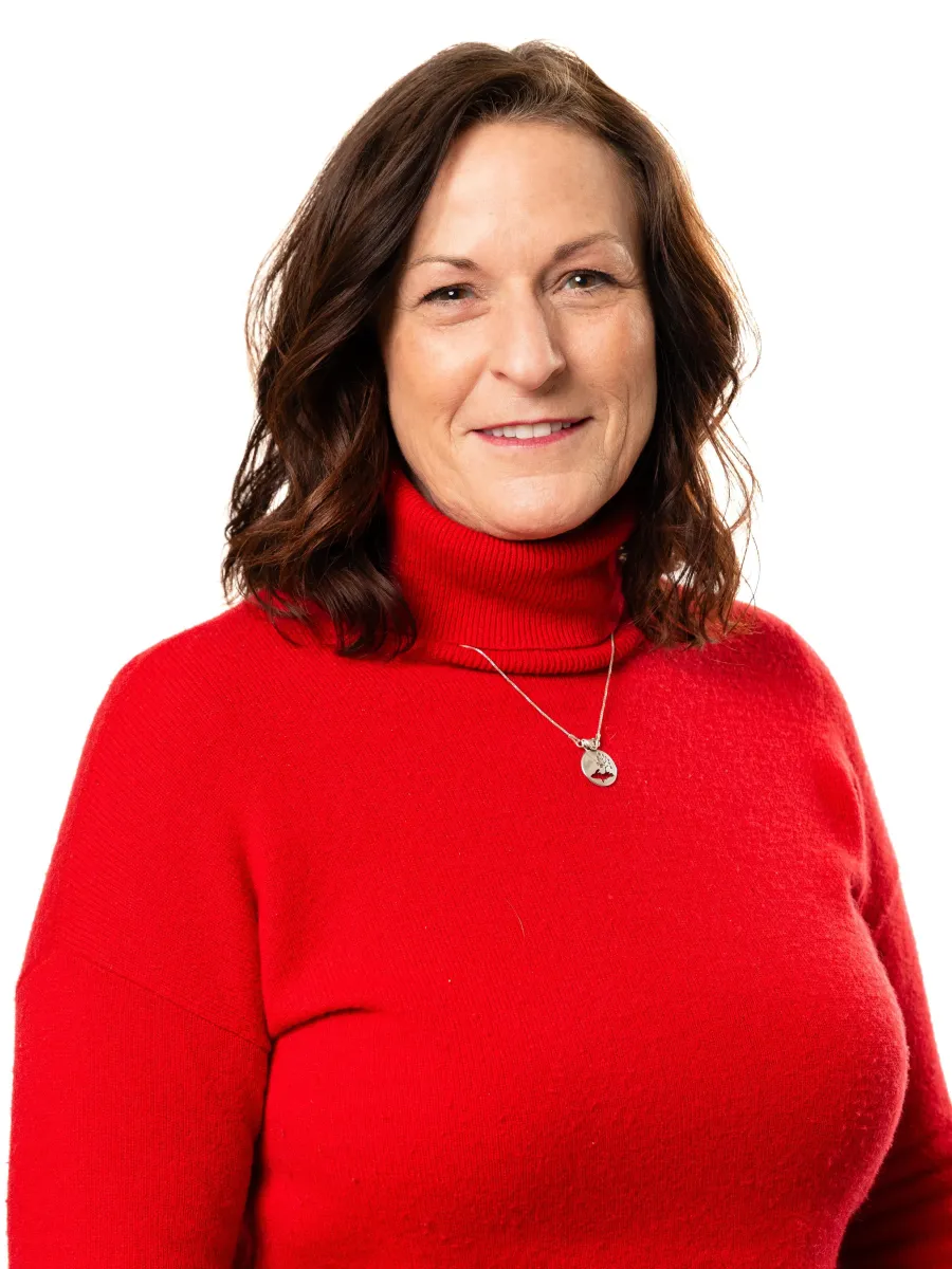 Sabrina Taube Headshot