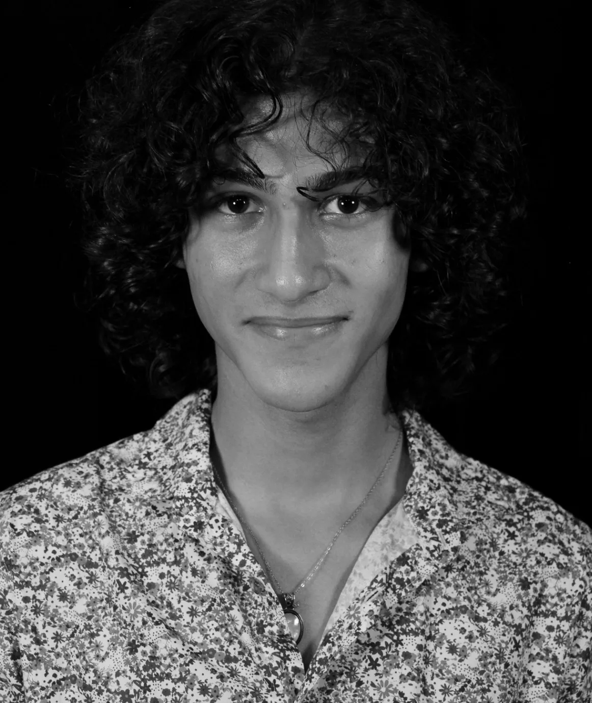 Sebastian Tavares Headshot