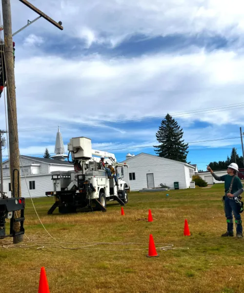 Line Tech students working in the field
